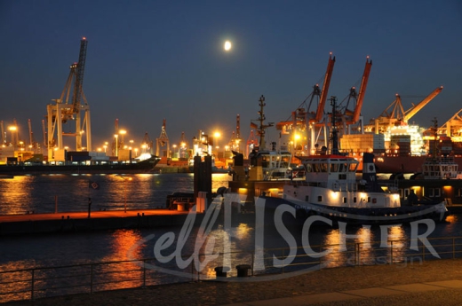 Nacht im Hafen